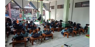 Kegiatan Upacara Bendera